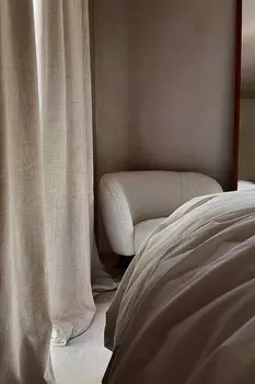 Комплект из 2 плотных штор H&M, 150x300 см, белый