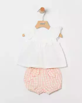 Комплект из блузки плюмети и шорт в клетку для малышки Coco Acqua, цвет Salmn