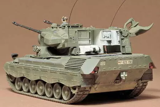 Комплект модели Flakpanzer Gepard Tamiya 1:35