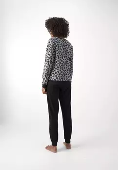 Комплект ночного белья VD LEO SET LASCANA, серый