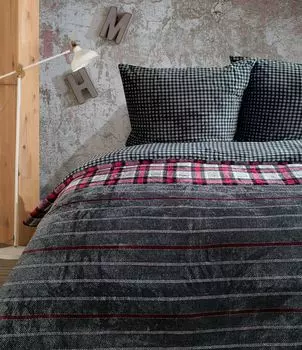Комплект постельного белья Teddy из плюша 155х220 см антрацит бордо в черную полоску в клетку на молнии leonado vicenti