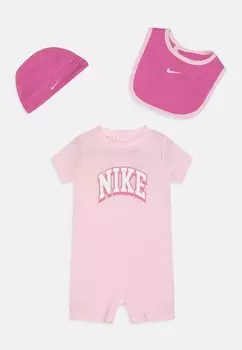 Комплект ROMPER HAT BIB SET Nike Sportswear, цвет pink foam
