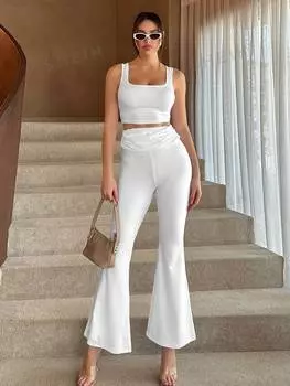 Комплект Shein Essnce из майки и расклешенных брюк с высокой талией, белый