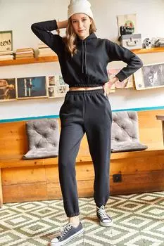 Комплект спортивного костюма - Черный - Классический крой Olalook, черный