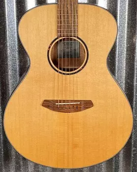 Концертная акустическая гитара Breedlove Discovery S Natural Sitka #3408 DSCN01SSAM