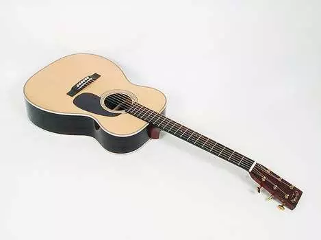 Концертная модель Martin 00-28 Modern Deluxe Rosewood Torrified Spruce @ LA Guitar Sales