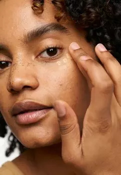 Консилер Studio Fix 24Hour Smooth Wear Concealer MAC, цвет nc 44