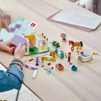Конструктор LEGO Friends для дрессировки лошадей для малышей 41746 (134 детали) LEGO