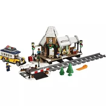 Конструктор пластиковый Lego Creator Зимняя деревенская станция