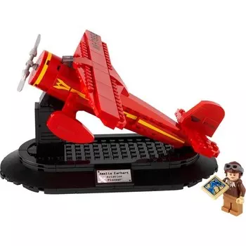 Конструктор пластиковый Lego Дань уважения Амелии Эрхарт