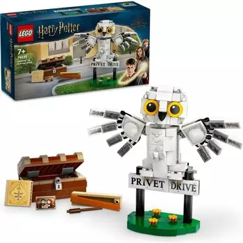 Конструктор пластиковый Lego Harry Potter Хедвиг на тисовой дороге, 336 деталей