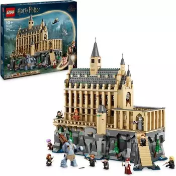 Конструктор пластиковый Lego Hogwarts Harry Potter Большой зал замка, 1732 детали