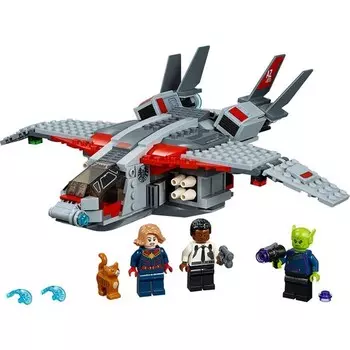 Конструктор пластиковый Lego Капитан Марвел и атака Скруллов, 295 деталей
