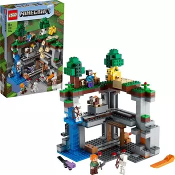 Конструктор пластиковый Lego Minecraft Первое приключение, 542 детали