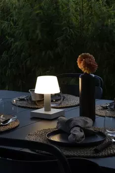 Konstsmide дизайнерская настольная лампа на батарейках Монако белый | Крытый/Открытый | 7825-252