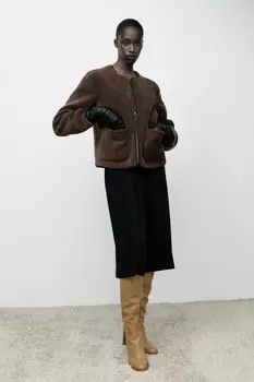 Контрастная куртка из искусственной овчины ZARA, коричневый
