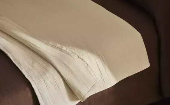 Контрастное одеяло Zara Home, белый