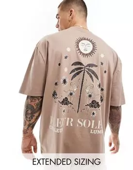 Коричневая футболка оверсайз с небесным принтом на спине ASOS DESIGN