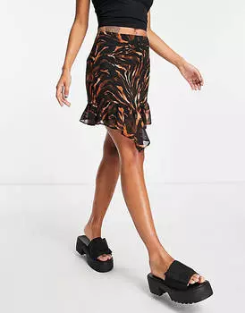 Коричневая мини-юбка с асимметричным животным принтом и рюшами Topshop