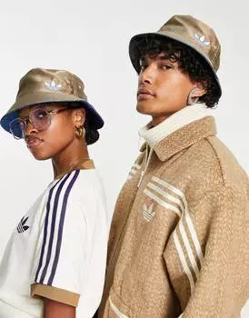 Коричневая панама унисекс с монограммой adidas Originals 'adicolor 70s'
