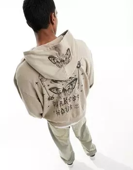 Коричневая толстовка оверсайз с принтом на спине и вышитой бабочкой ASOS DESIGN на капюшоне