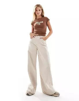 Коричневая укороченная футболка с изображением Dallas Texas ASOS DESIGN