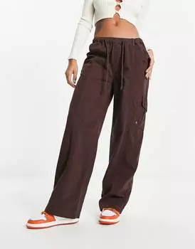 Коричневые брюки карго с заниженной талией Reclaimed Vintage