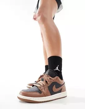 Коричневые и черные низкие кроссовки Air Jordan 1