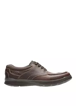 Коричневые маслянистые классические туфли Clarks