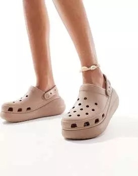 Коричневые сабо Crocs давят