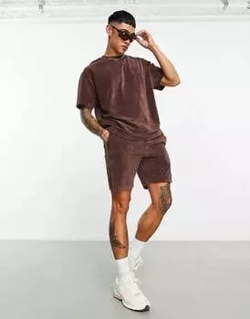 Коричневые шорты узкого кроя из мягкой махры ASOS