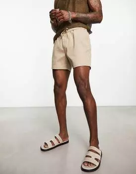 Коричневые узкие шорты укороченной длины ASOS DESIGN