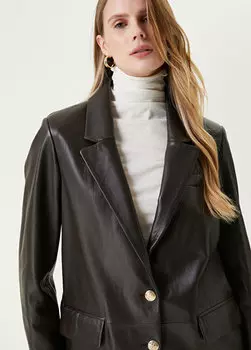 Коричневый кожаный пиджак с воротником-бабочкой Beymen