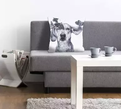 Королевская декоративная подушка "Лютик", с собачкой и бабочками, чехол без наполнения, 1 шт Queence 40х40 см, белый/серый