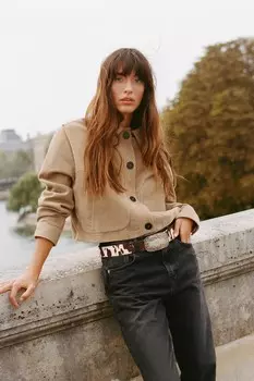 Короткая куртка из 100% кожи ZARA, бежевый