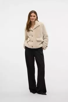 Короткая куртка из искусственного меха с карманами Vero Moda, бежевый