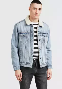 Короткая куртка Levi's "SHERPA" на подкладке из шерпы, цвет Stonebridge