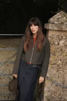 Короткая куртка на молнии ZARA, хаки