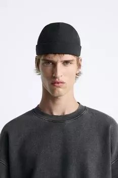 Короткая техническая шапка ZARA, черный
