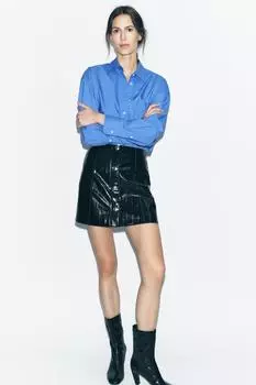 Короткая юбка с эффектом кожи ZARA, черный
