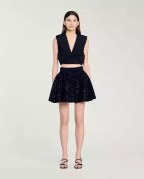 Короткая юбка-солнце с пайетками Sandro, черный