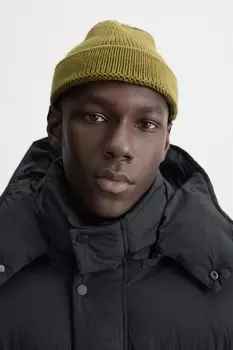 Короткая вязанная шапка ZARA, хаки