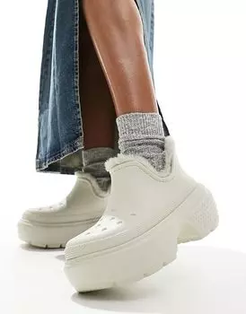 Короткие ботинки с подкладкой stomp кремового цвета Crocs