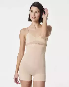 Короткие брюки с завышенной талией Spanx, цвет Nude