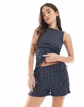 Короткие джинсы с текстурой кислотной стирки ASOS DESIGN синего цвета