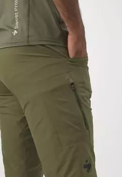 Короткие горные штаны HUNTER SLASHED Sweet Protection, оливково-зеленый