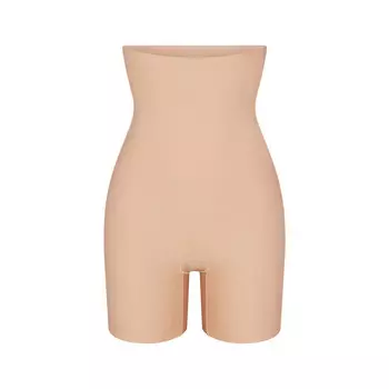 Короткие с высокой талией до середины бедра SKIMS Skims Body, цвет Clay