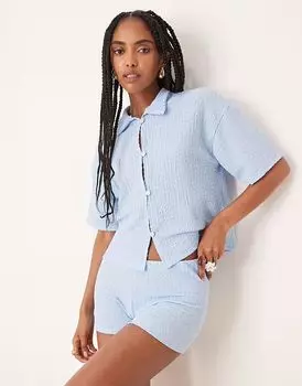 Короткие шорты ASOS DESIGN из текстурированного кружева бродери синего цвета