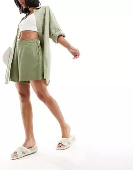 Короткие шорты цвета хаки ASOS DESIGN