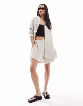 Короткие шорты Weekday Ava из смеси льна в оттенке «бежевый»